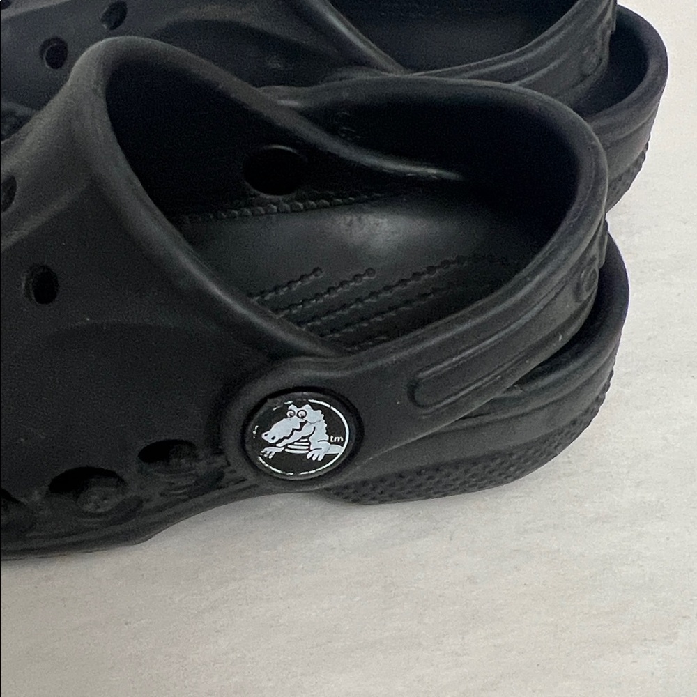 CROCS Kids Black Sandals sz 6 - Picture 7 of 16